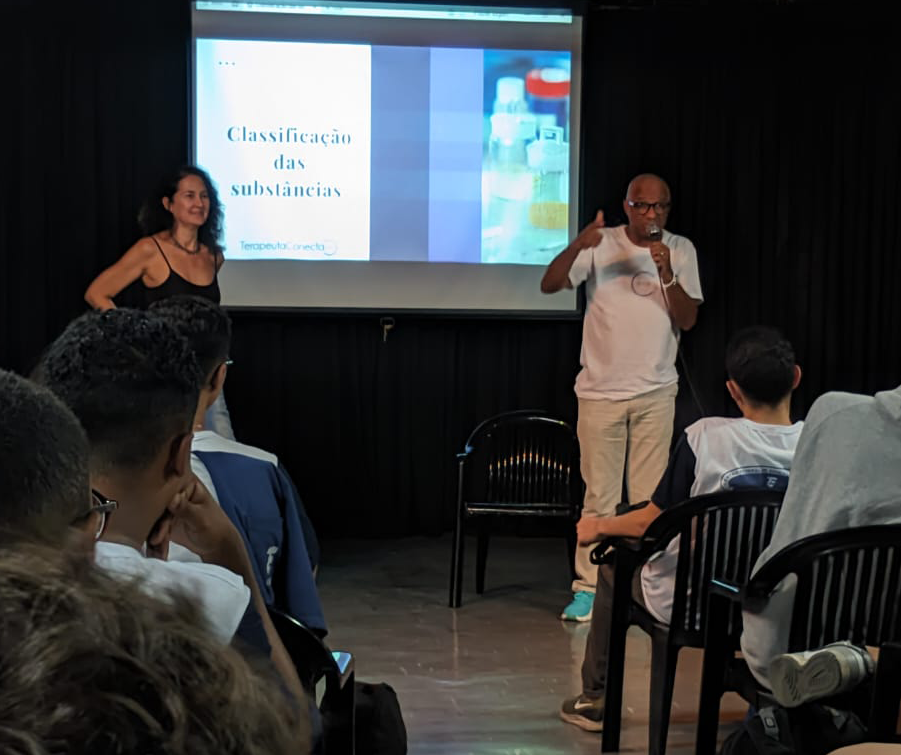 Apresentação sobre prevenção ao uso de drogas